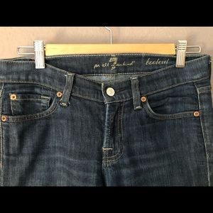 Great dark-wash 7’s - great condition!